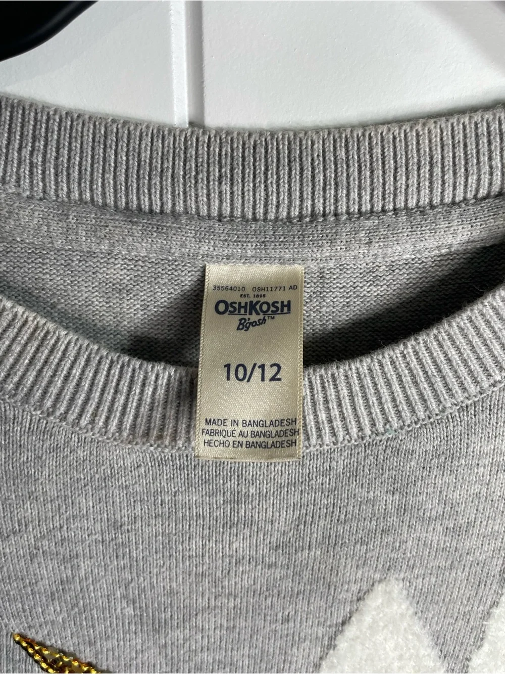 OshKosh B'gosh Gray and White Unicorn Crewneck with Gold Horn